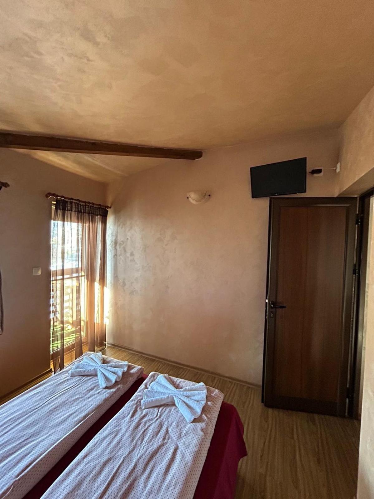 Chepelare Holiday Guest House Bagian luar foto